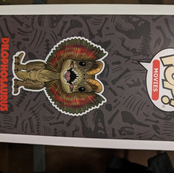 Jurassic Park Dilophosaurus - Picture 2 of 2